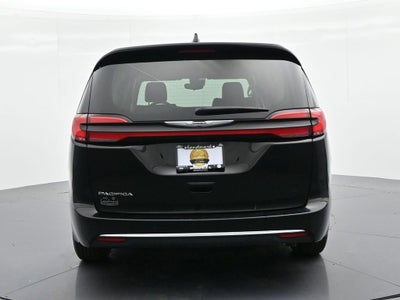 2024 Chrysler Pacifica Touring L FWD