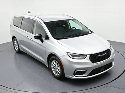 2024 Chrysler Pacifica Touring L FWD