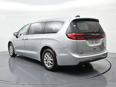 2024 Chrysler Pacifica Touring L FWD