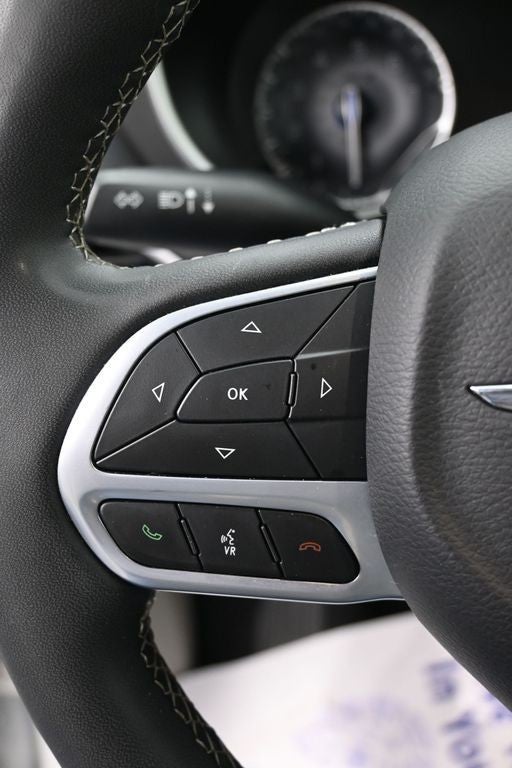 2023 Chrysler Pacifica Touring L FWD