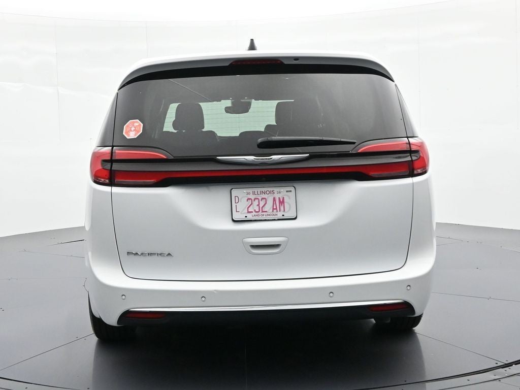 2023 Chrysler Pacifica Touring L FWD