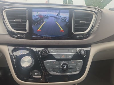 2017 Chrysler Pacifica Touring L