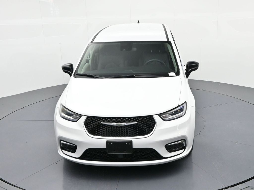 2024 Chrysler Pacifica Touring L FWD