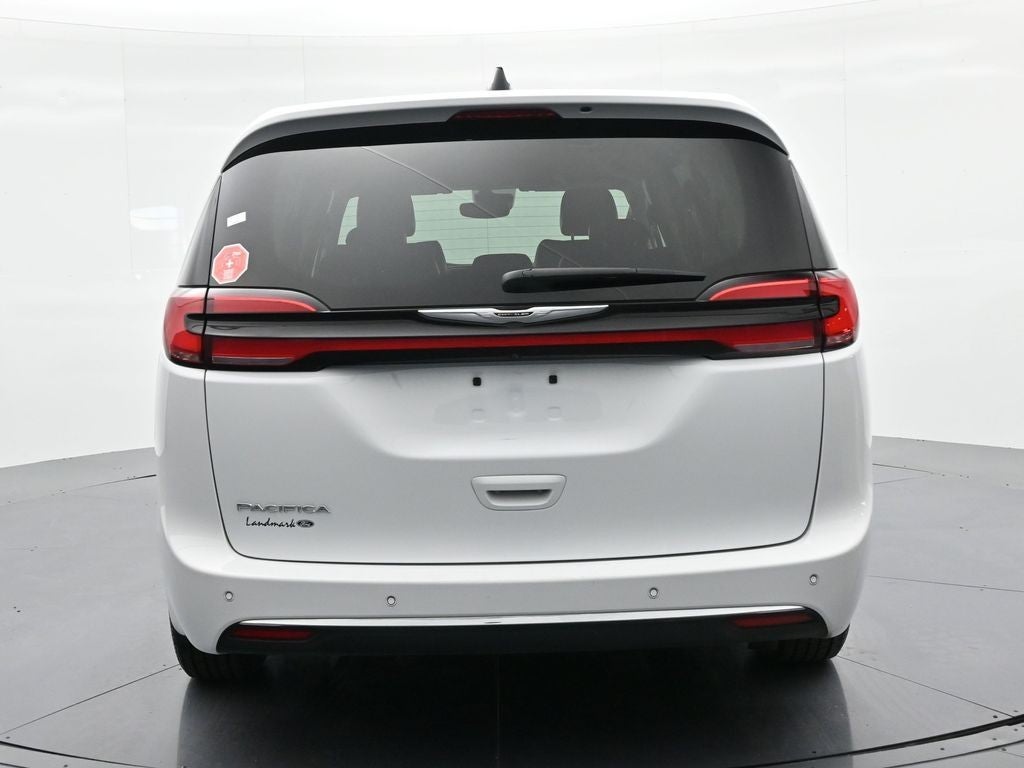 2024 Chrysler Pacifica Touring L FWD