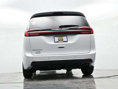 2024 Chrysler Pacifica Touring L FWD