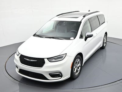2023 Chrysler Pacifica Limited FWD