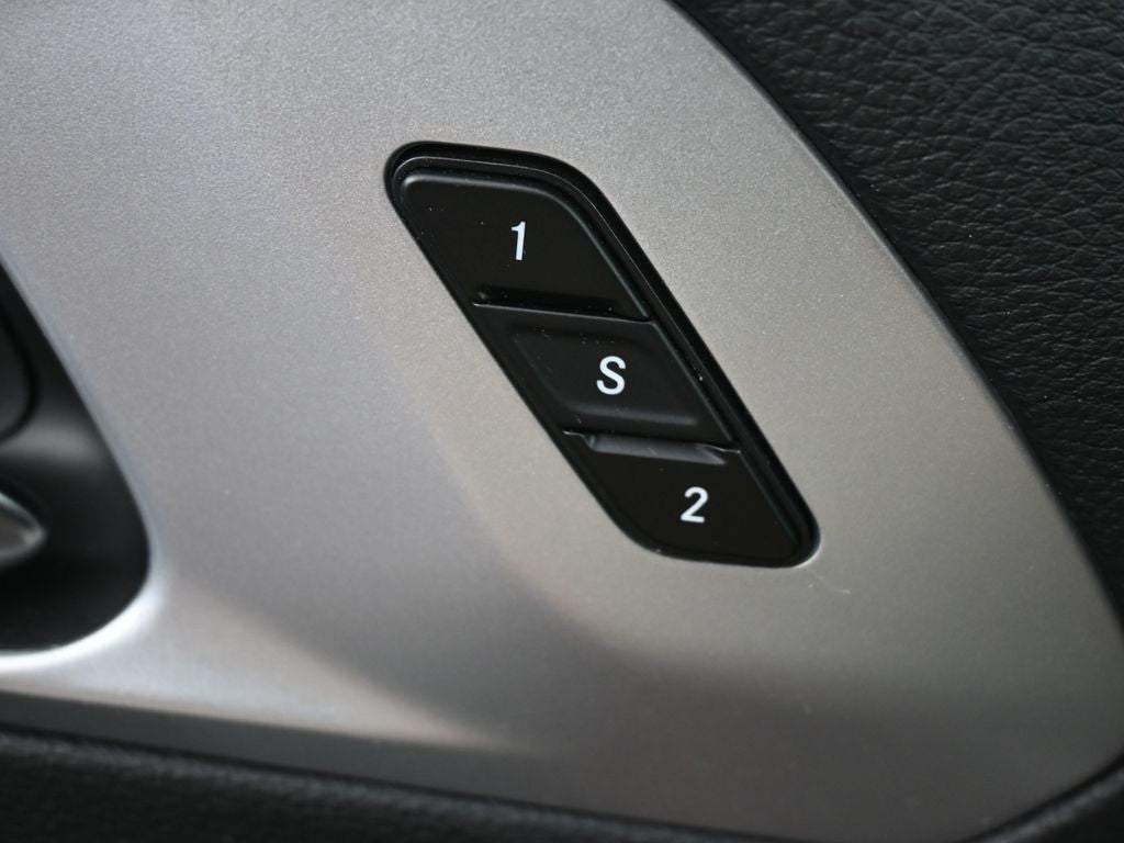 2025 Chrysler Pacifica Limited FWD