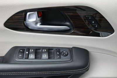 2024 Chrysler Pacifica Limited FWD