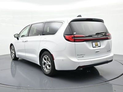2024 Chrysler Pacifica Limited FWD