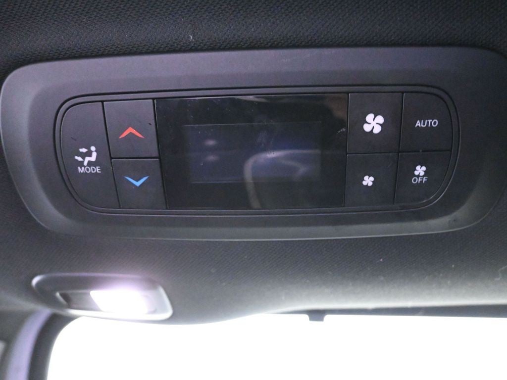 2025 Chrysler Pacifica Limited FWD