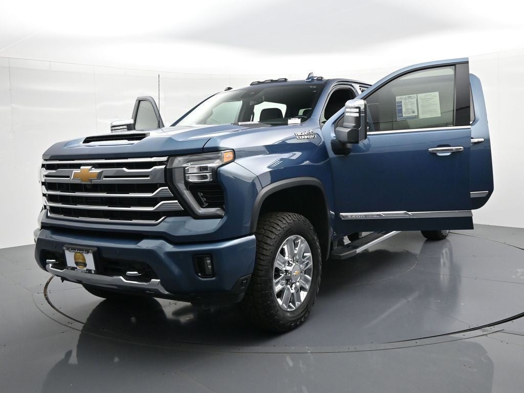 2024 Chevrolet Silverado 3500HD 4WD Crew Cab 159" High Country