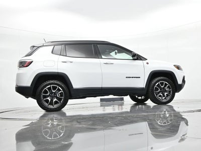 2025 Jeep Compass Trailhawk 4x4