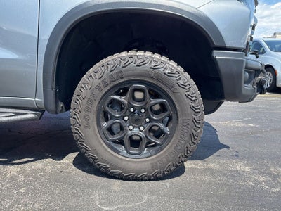 2023 Chevrolet Silverado 1500 4WD Crew Cab 147" ZR2