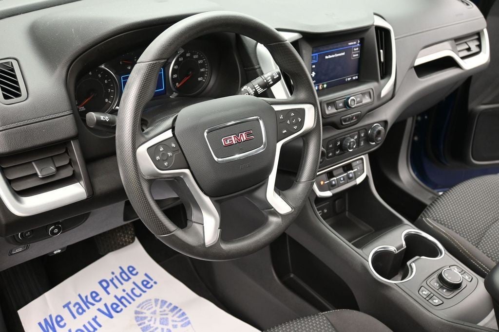 2022 GMC Terrain FWD 4dr SLE