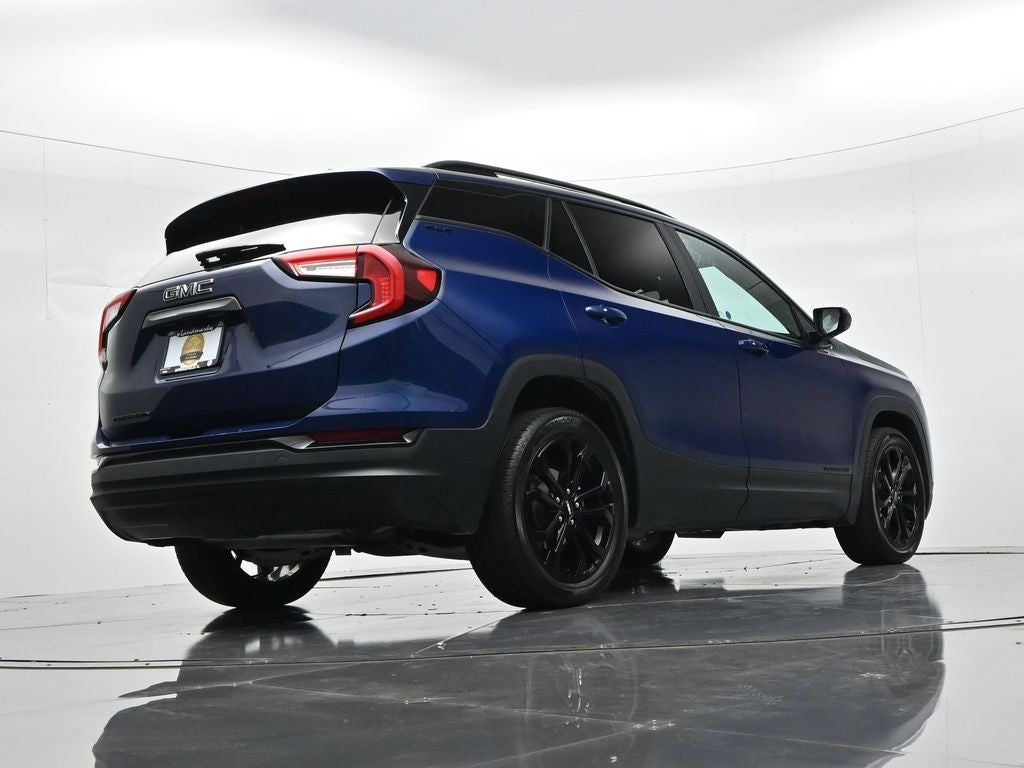2022 GMC Terrain FWD 4dr SLE