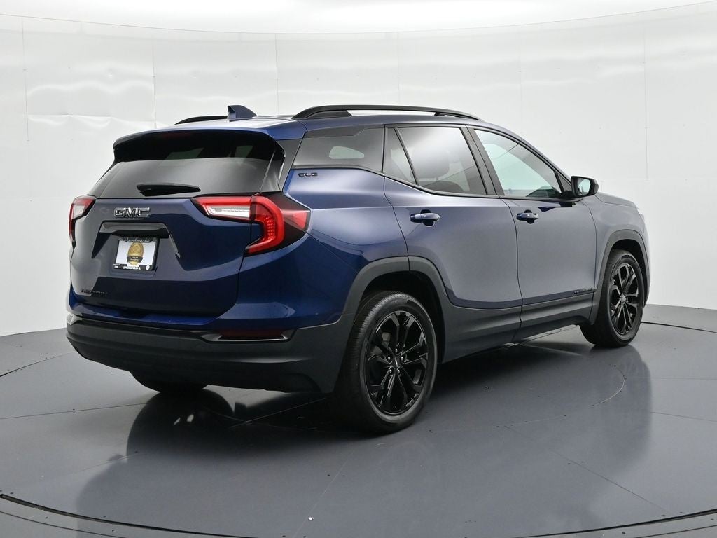 2022 GMC Terrain FWD 4dr SLE