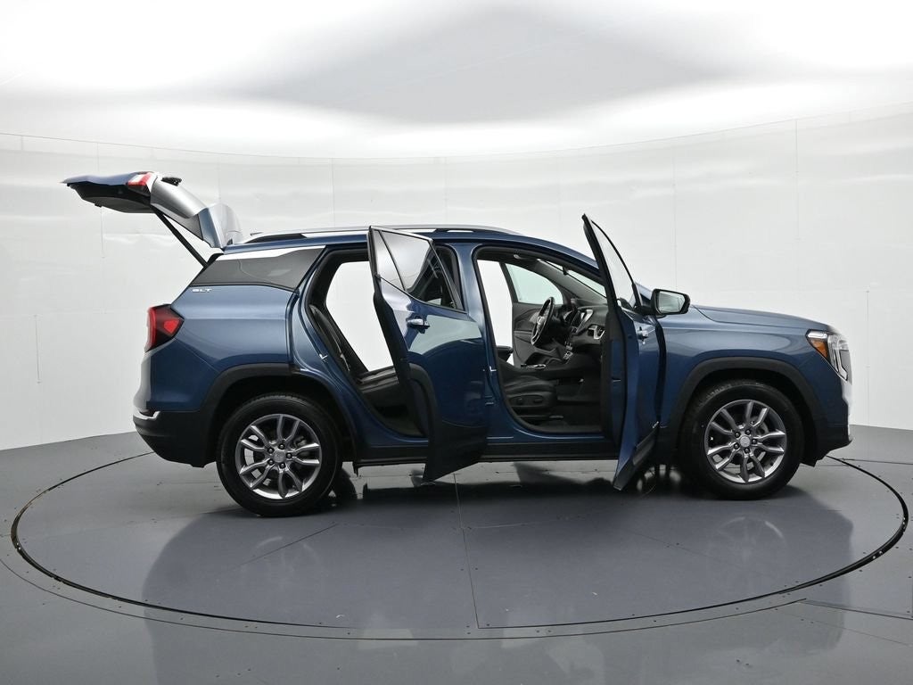 2024 GMC Terrain FWD 4dr SLT
