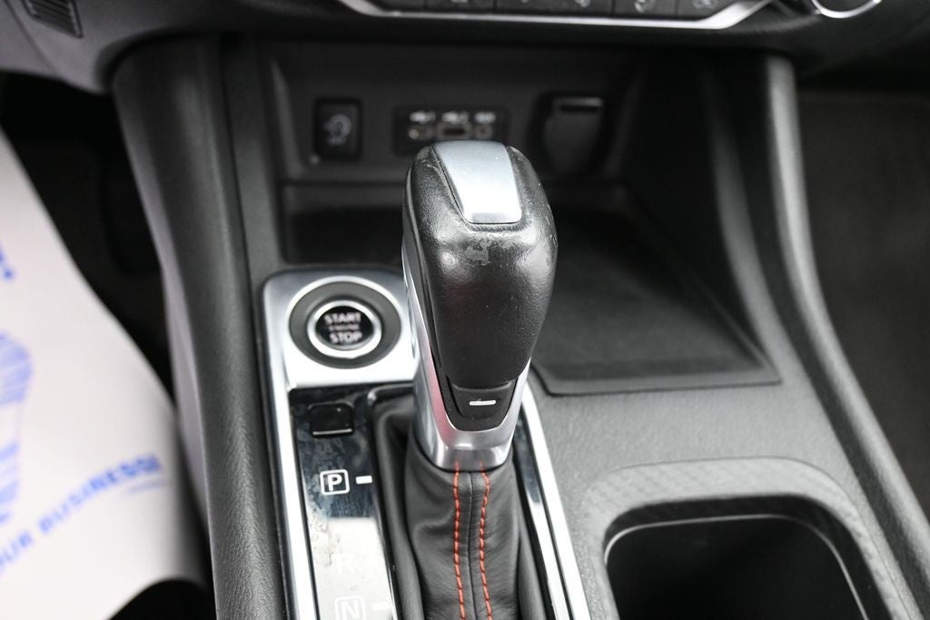 2025 Nissan Sentra SR CVT