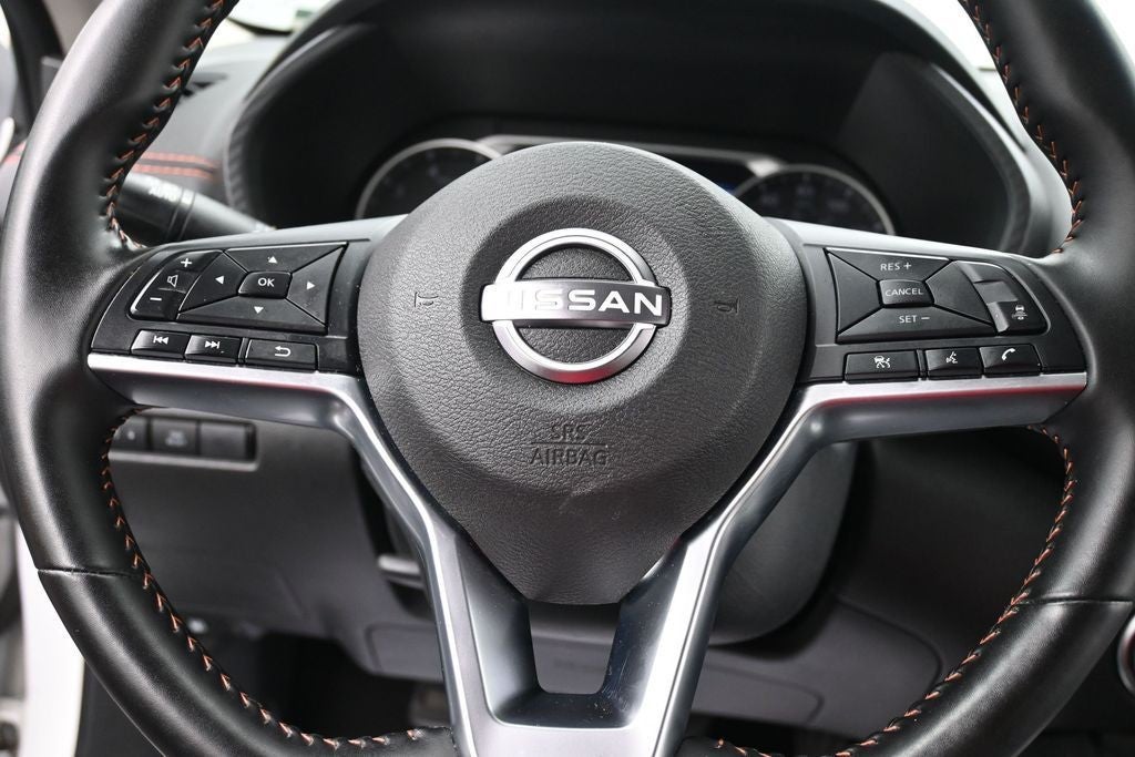 2025 Nissan Sentra SR CVT