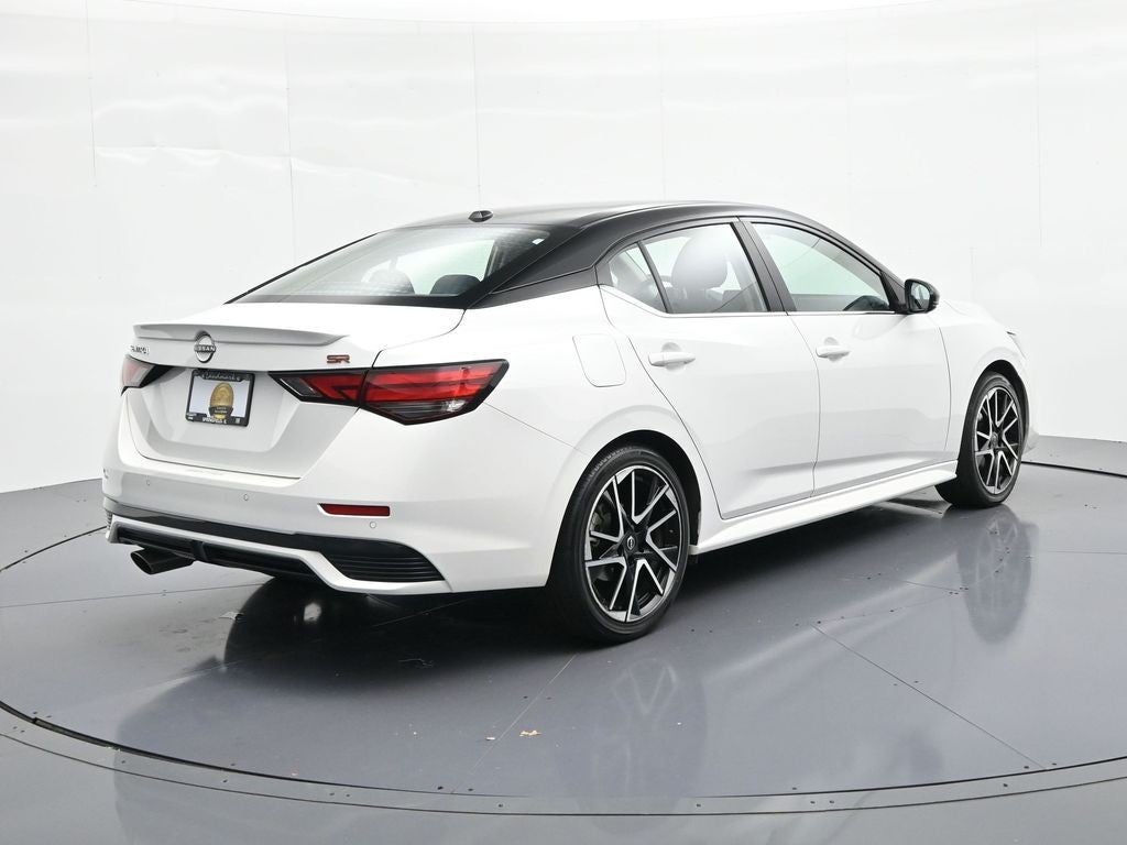 2025 Nissan Sentra SR CVT