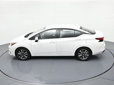 2022 Nissan Versa SV CVT