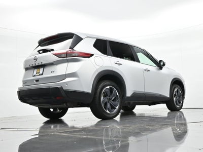 2024 Nissan Rogue FWD SV