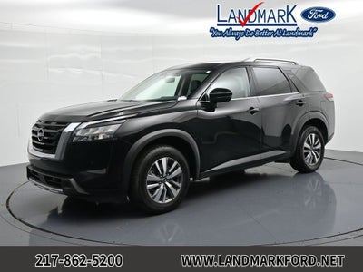 2025 Nissan Pathfinder SL 2WD