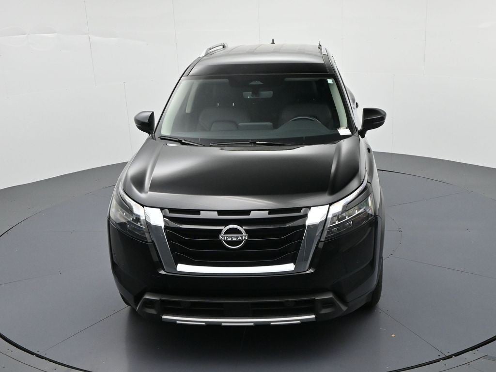 2025 Nissan Pathfinder SL 2WD