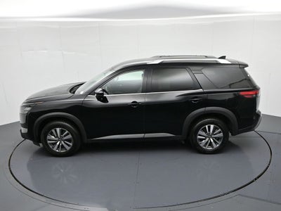 2025 Nissan Pathfinder SL 2WD