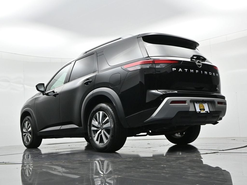 2025 Nissan Pathfinder SL 2WD