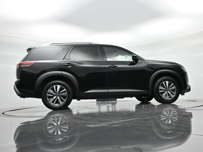 2025 Nissan Pathfinder SL 2WD