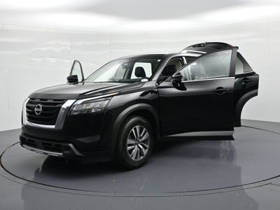 2025 Nissan Pathfinder SL 2WD