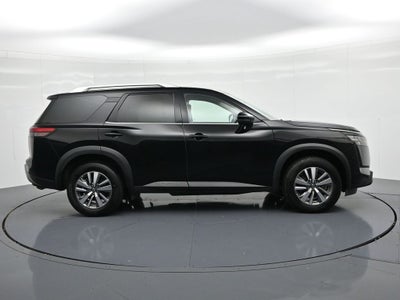 2025 Nissan Pathfinder SL 2WD