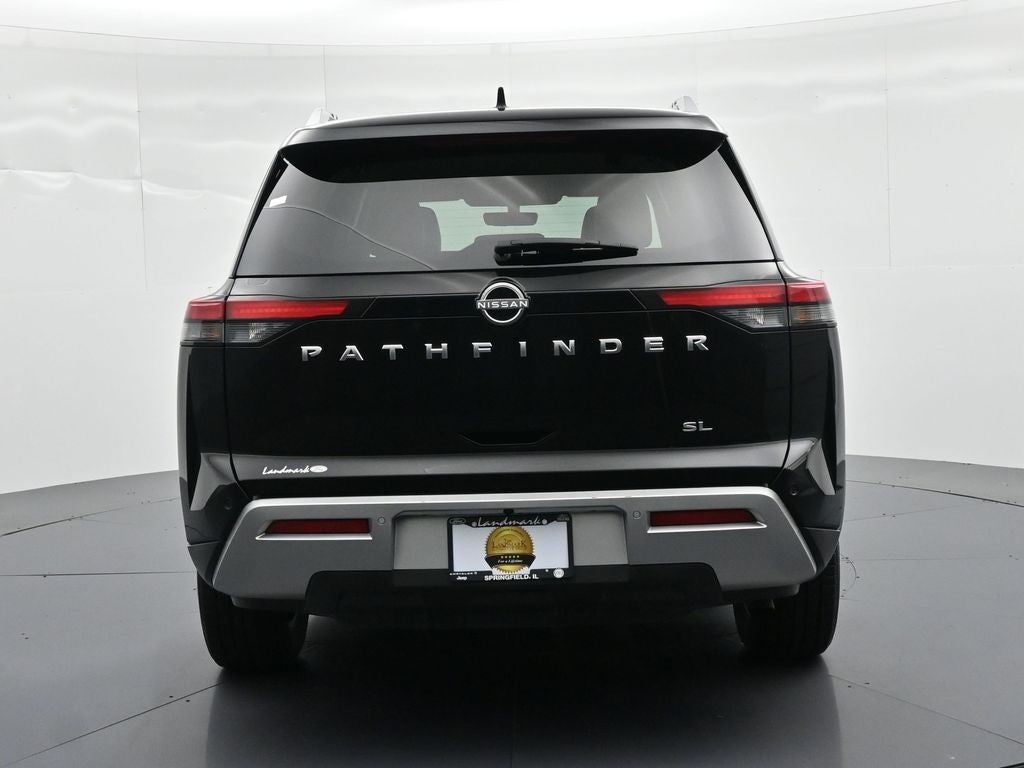 2025 Nissan Pathfinder SL 2WD