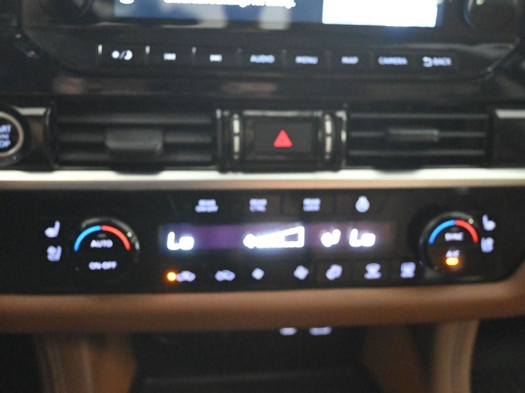 2024 Nissan Pathfinder Platinum 4WD