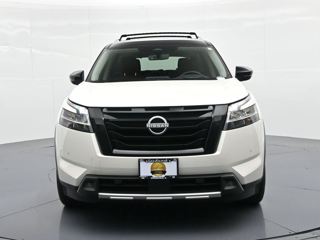 2024 Nissan Pathfinder Platinum 4WD