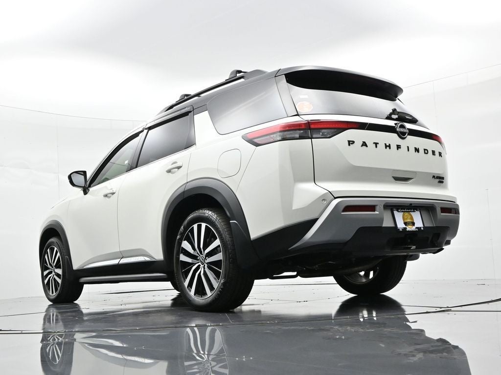 2024 Nissan Pathfinder Platinum 4WD