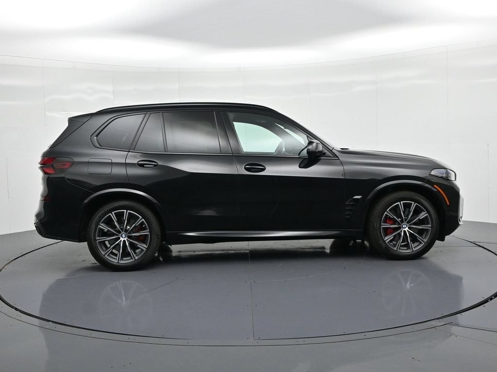 2024 BMW X5 M60i Sports Activity Vehicle