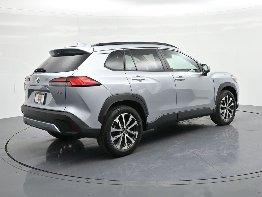 2024 Toyota Corolla Cross XLE 2WD (Natl)