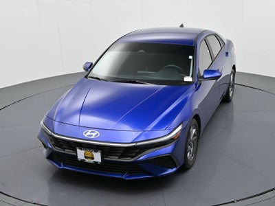 2024 Hyundai Elantra SEL IVT