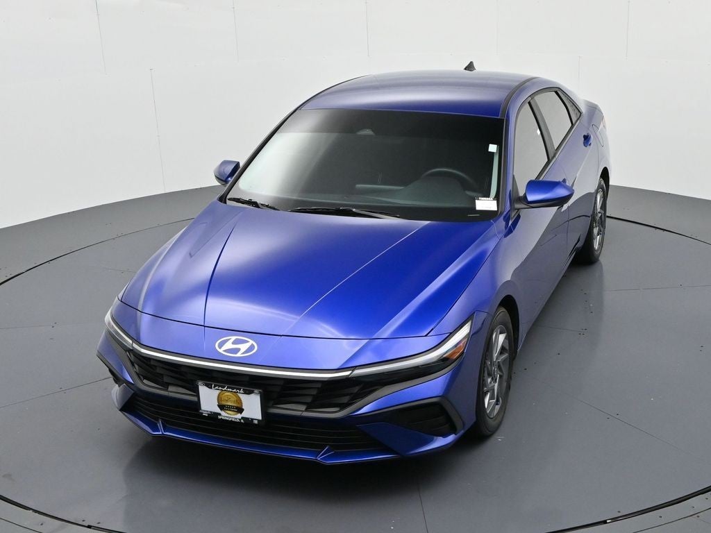 2024 Hyundai Elantra SEL IVT