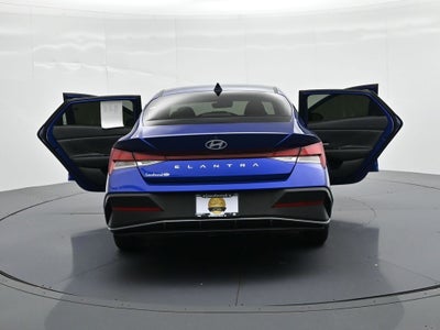 2024 Hyundai Elantra SEL IVT