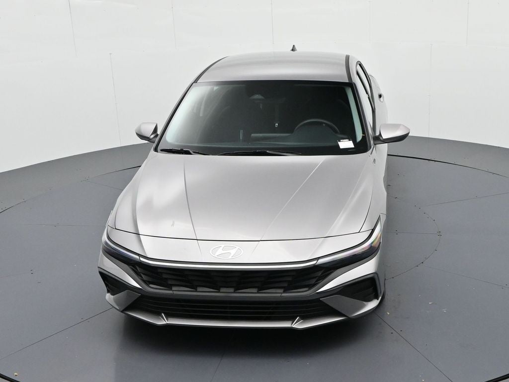 2024 Hyundai Elantra SEL IVT