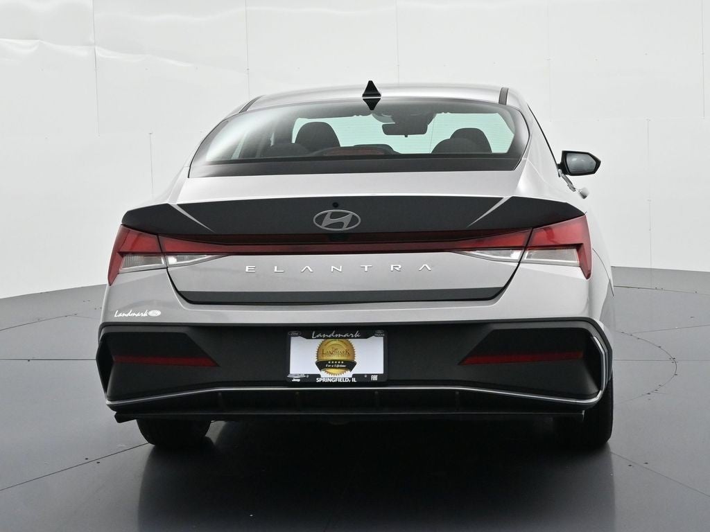 2024 Hyundai Elantra SEL IVT