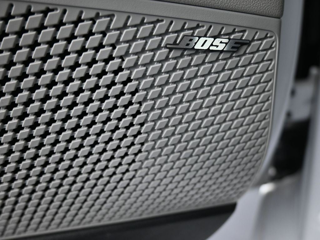 2024 Hyundai Elantra Limited IVT