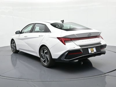 2024 Hyundai Elantra Limited IVT
