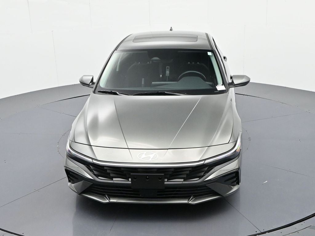 2025 Hyundai Elantra SEL Convenience IVT