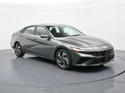 2025 Hyundai Elantra SEL Convenience IVT