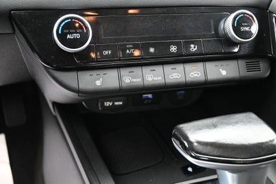 2025 Hyundai Elantra SEL Convenience IVT