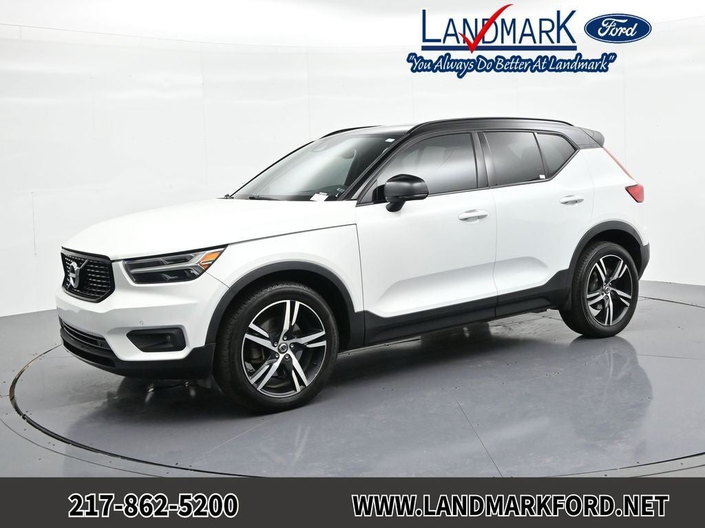 2020 Volvo XC40 T4 FWD R-Design